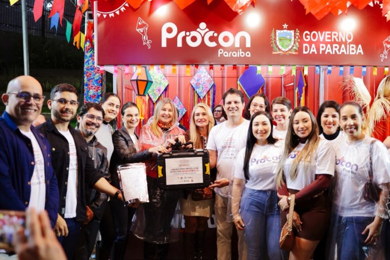 Procon-PB leva tecnologia ao Maior São João para identificar metanol em bebidas