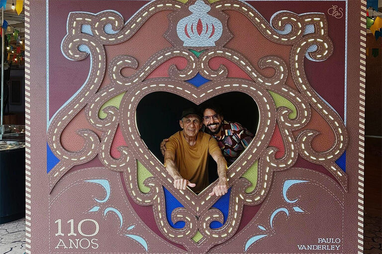 Fagner visita exposição sobre Luiz Gonzaga n’O Maior São João do Mundo
