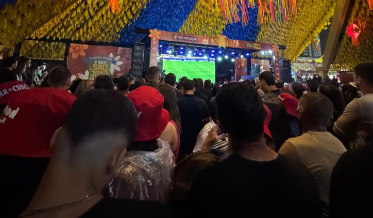 Forrozeiros vibram com a vitória do Brasil no Parque do Povo